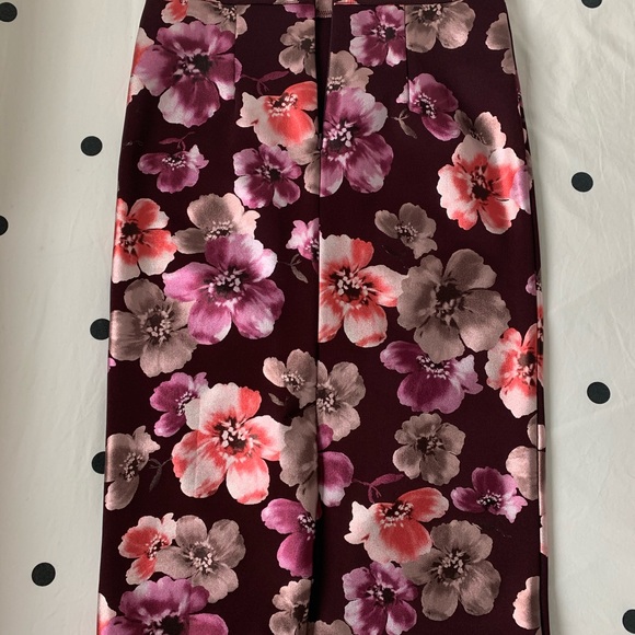 High waisted skirt - Picture 2 of 6